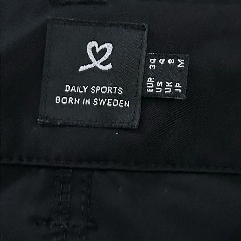 Daily Sports Black Miracle Capri Pants Size 4 - Picture 7 of 15